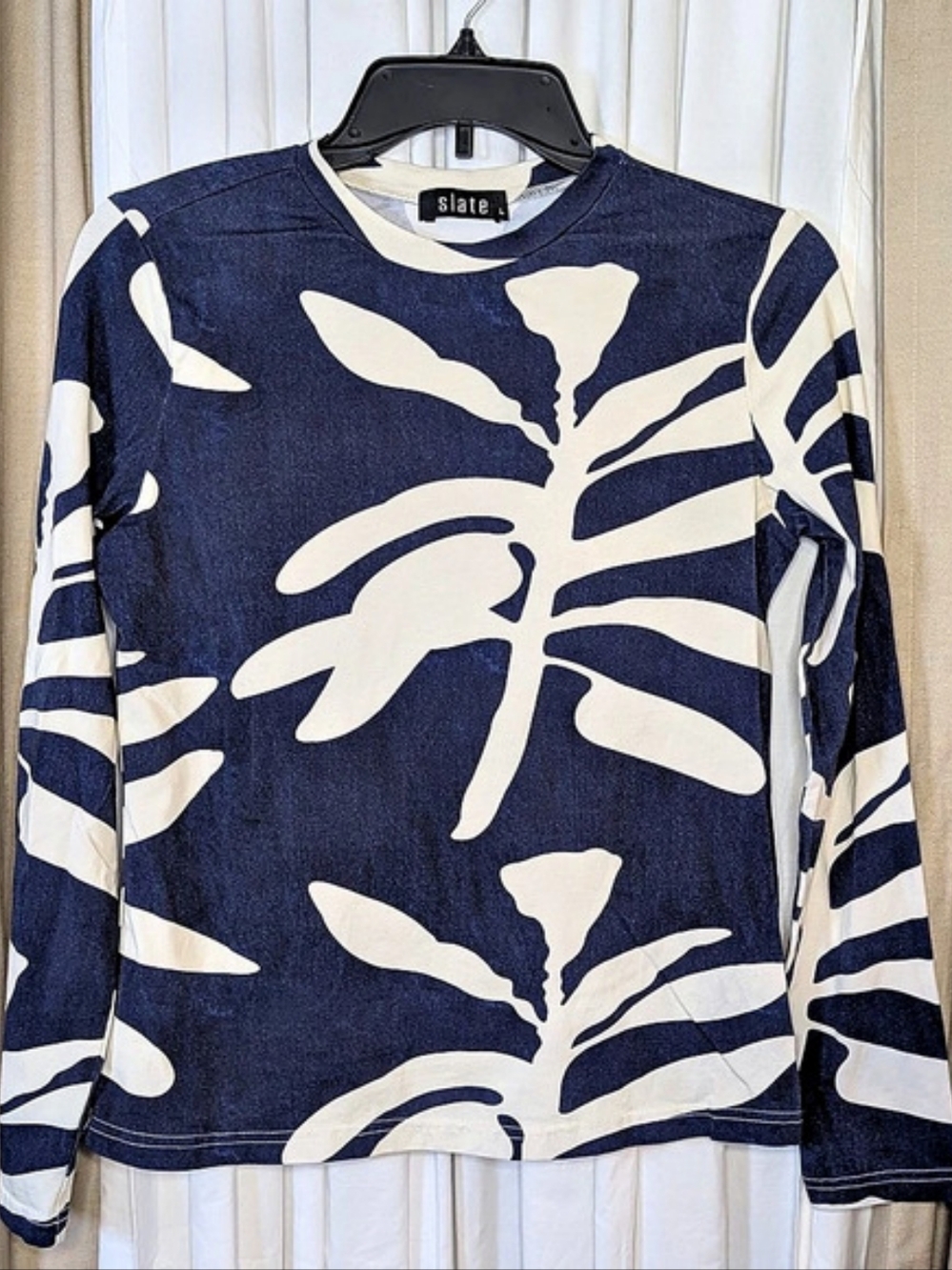Slate Abstract Print Long Sleeve Top in Blue & Cream Size Large Like New